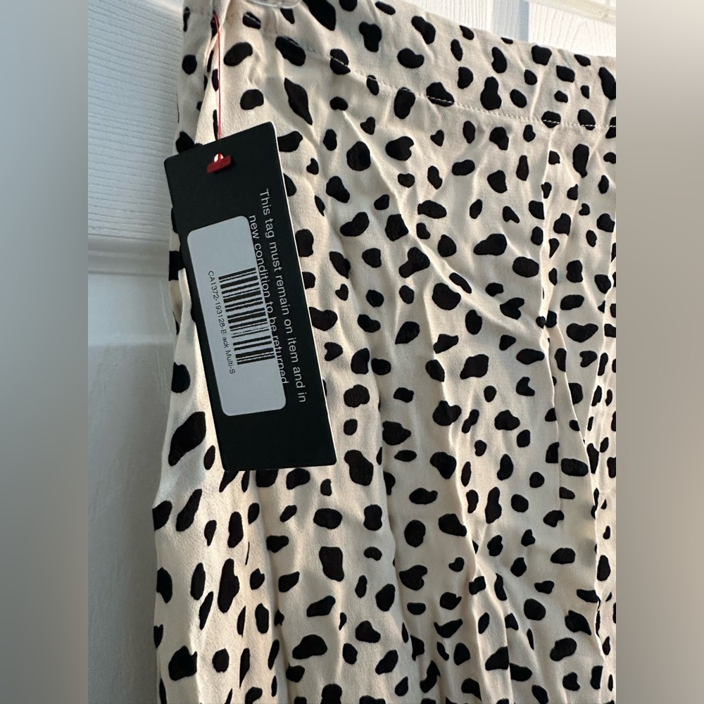 NWT Olivia Grey Handkerchief Skirt - Picture 3 of 5